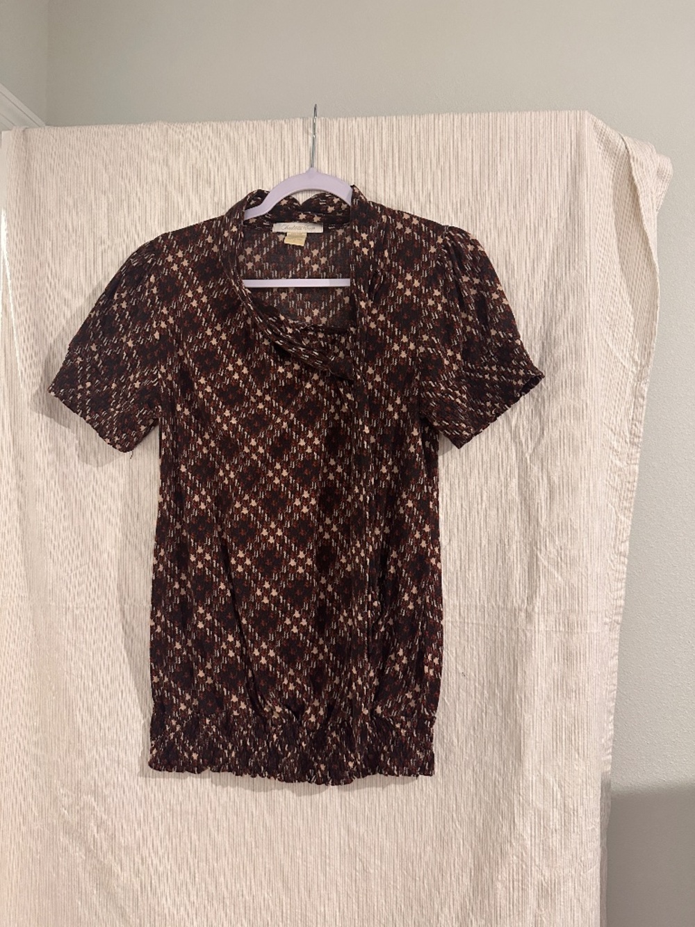 Charlotte Russe Printed Tie Neck Blouse Size Large